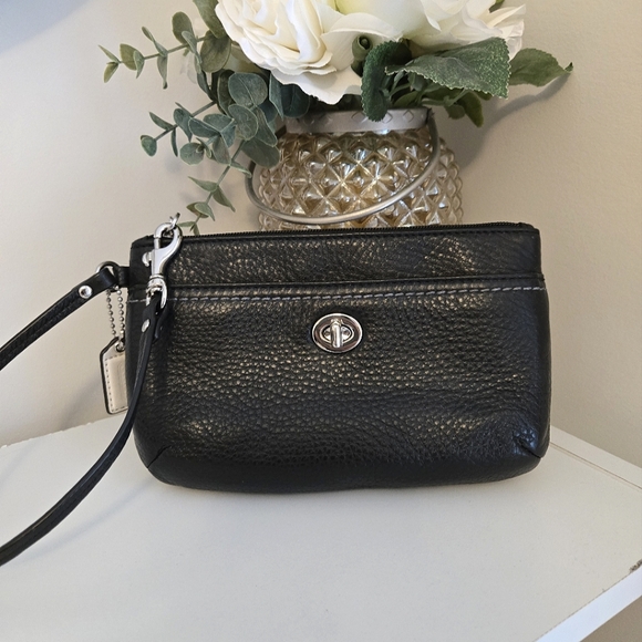 Coach Handbags - Coach Black Leather Wristlet